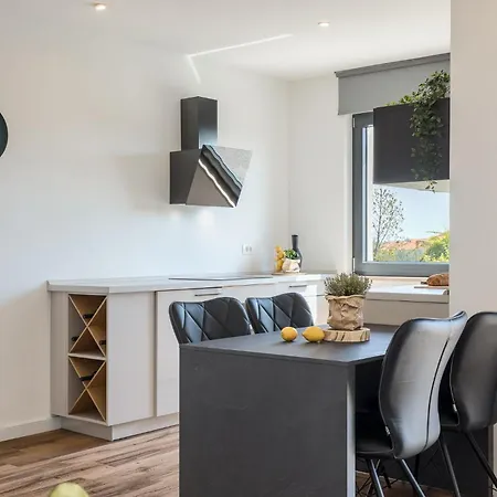 Lejlighed Erdgeschosswohnung Moonlight Mit Terrasse
