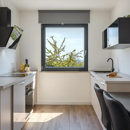 Apartment Erdgeschosswohnung Moonlight Mit Terrasse